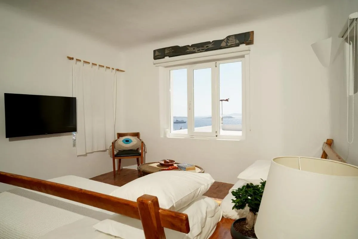 Image 4 of Serenity – Traditional house with stunning sea view