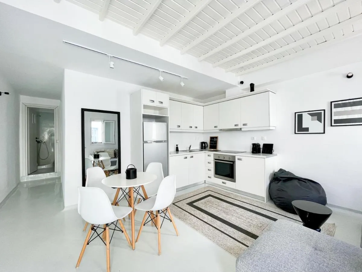Image 3 of Silvernoses Penthouse Mykonos Town