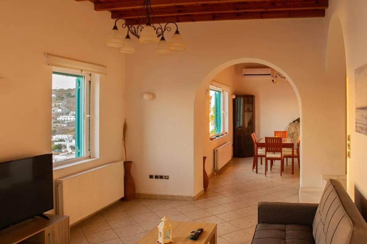 Image 4 of Sunset Breeze Villa and Apartments