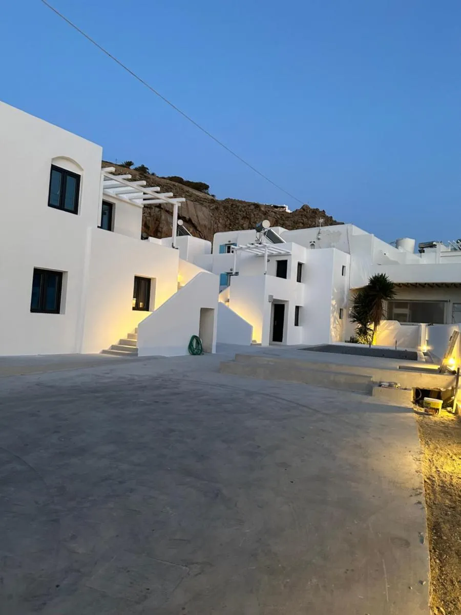 Image 4 of The Coast Suites