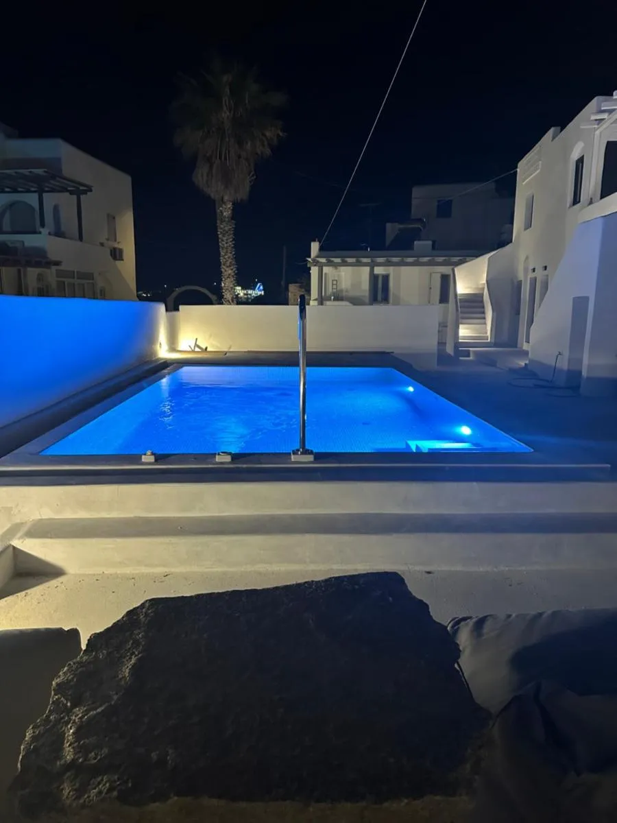Image 3 of The Coast Suites