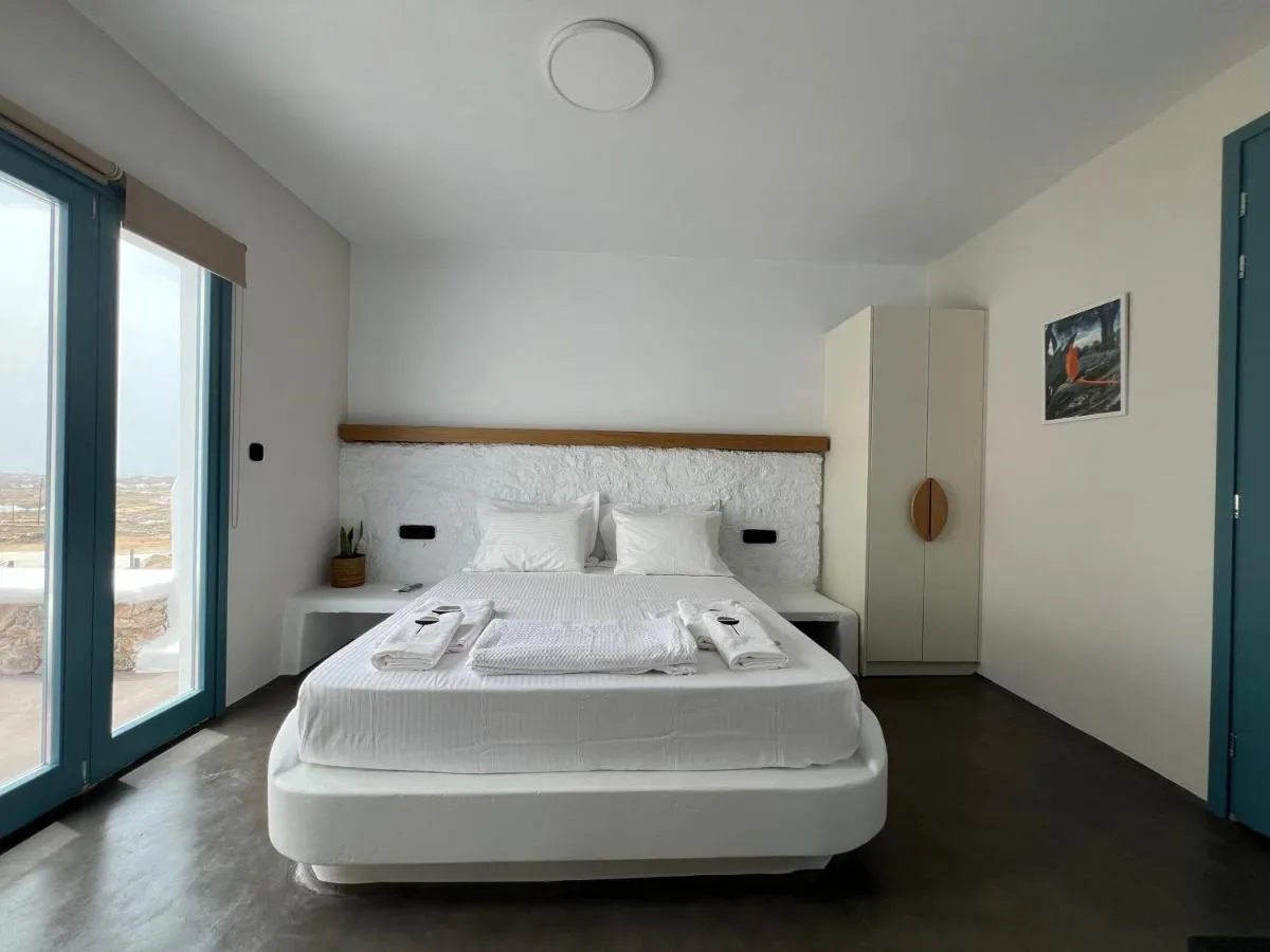 Image 4 of Thronos Suites