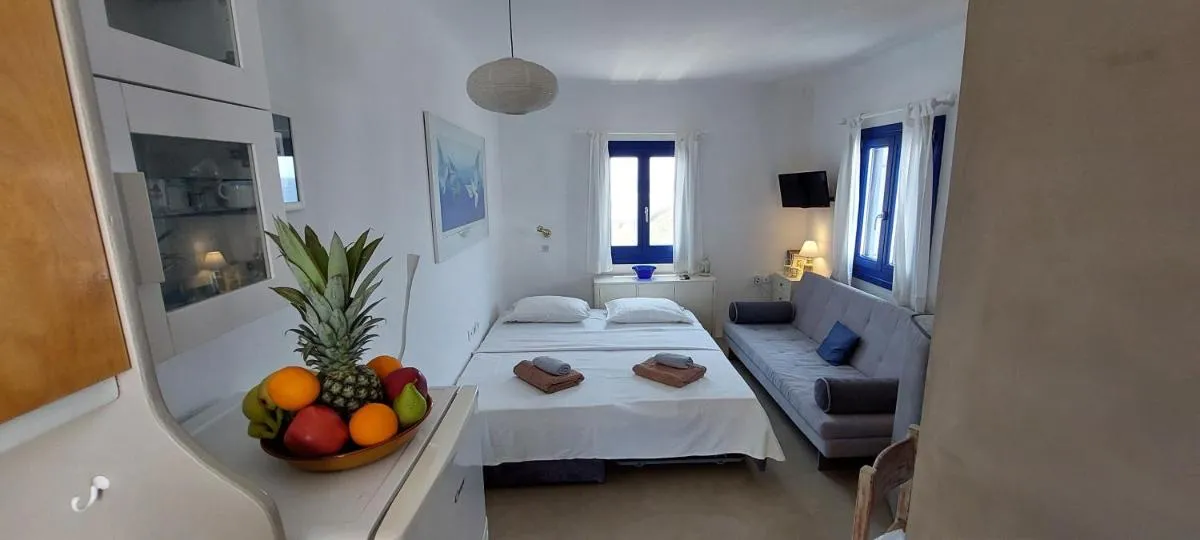 Image 1 of Traditionnal Mykonian Studio