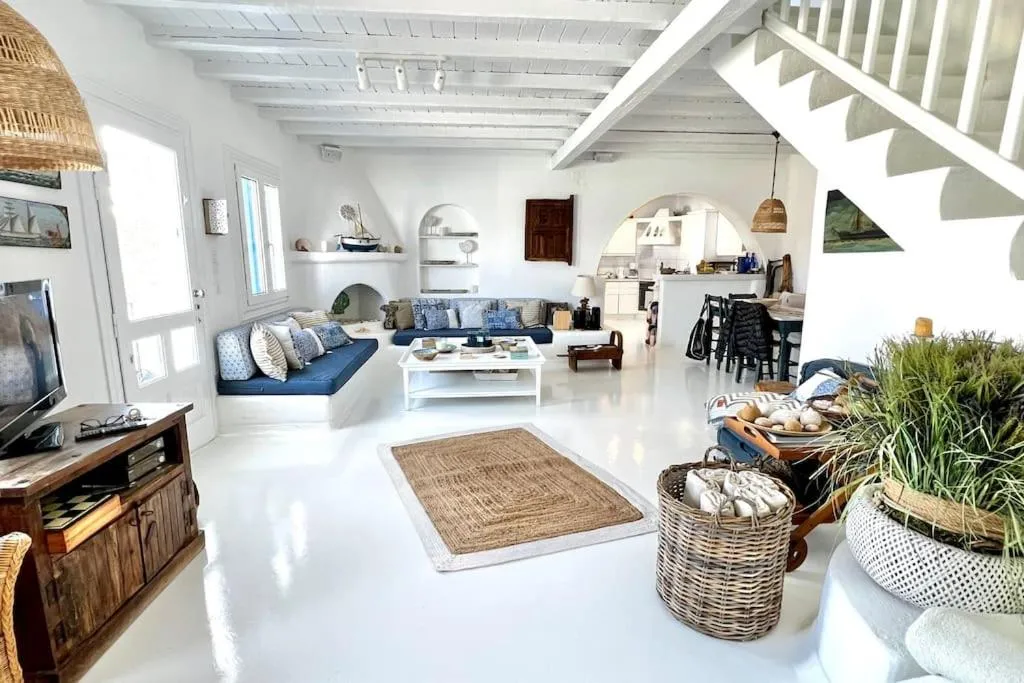 Image 1 of Villa Annita on the water with 5 bedrooms