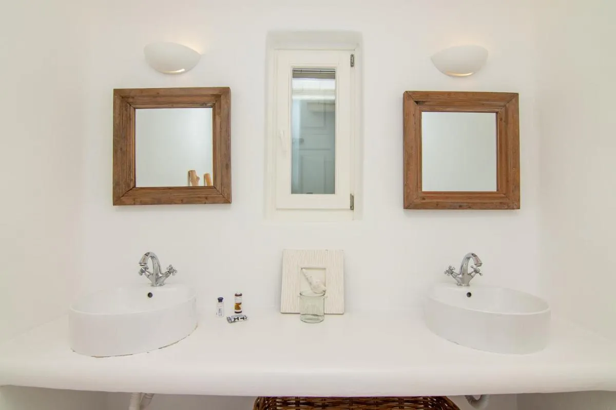 Image 2 of Villa Jasper by Mykonos Stays
