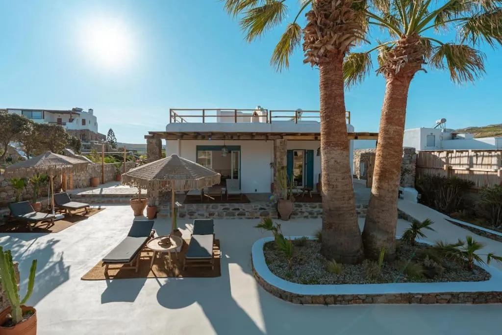 Image 4 of Villa Palm Beach Jacuzzi 200m from beach