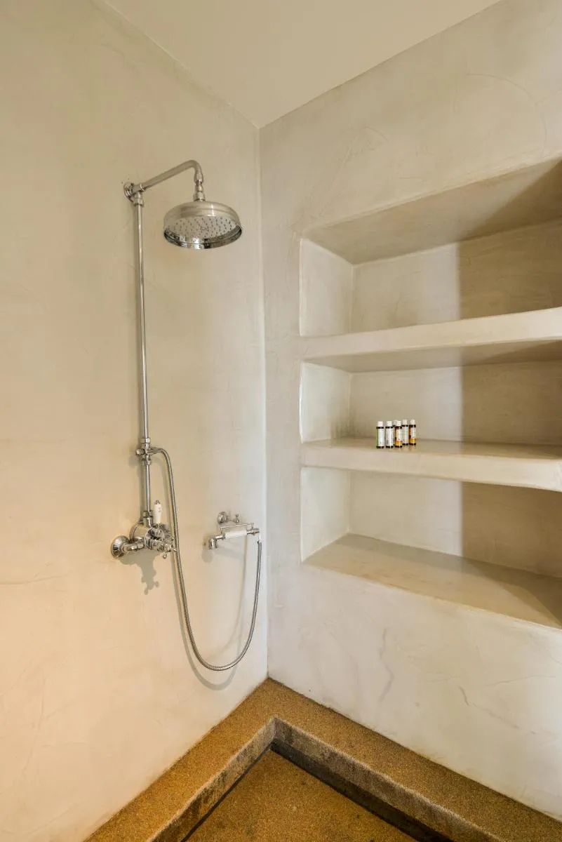 Image 3 of White Memories, seafront luxury apartment Mykonos
