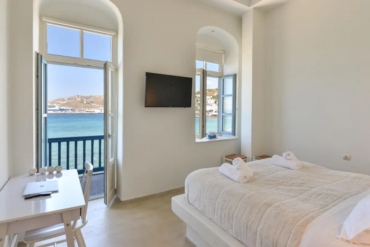 Image 1 of White Memories, seafront luxury apartment Mykonos