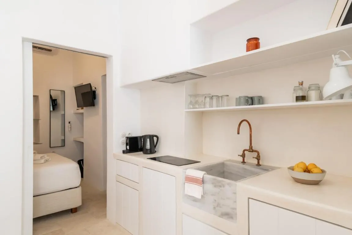 Image of aníko suites White Alley