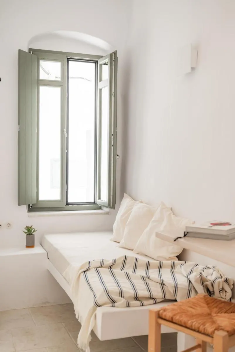 Image 5 of aníko suites White Alley