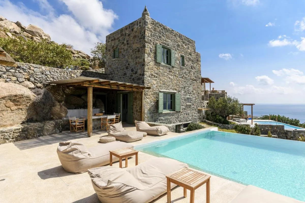 Image 3 of Aquadise Seaview Pool Villa – Three Bedrooms