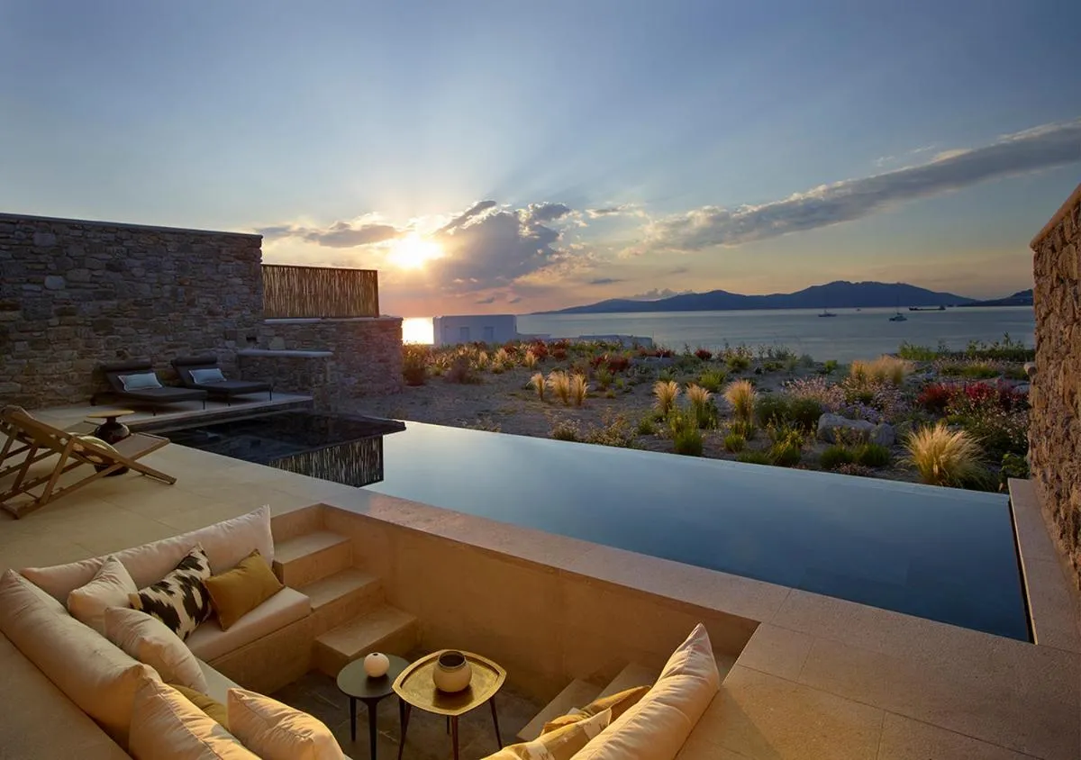 Image 5 of Bonzoe Suites & Villas