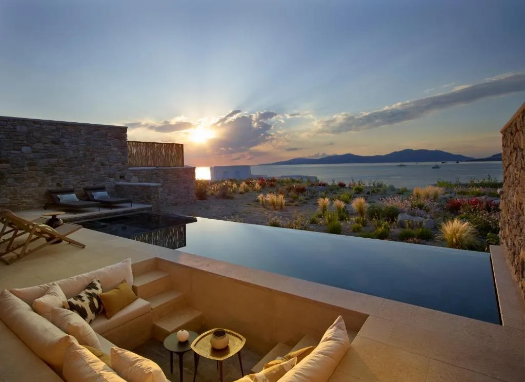 Image of Bonzoe Suites & Villas