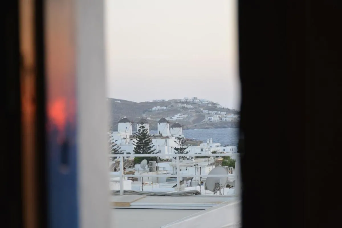 Image 5 of Bright & Relaxing Loft with attic room in the heart of Mykonos city