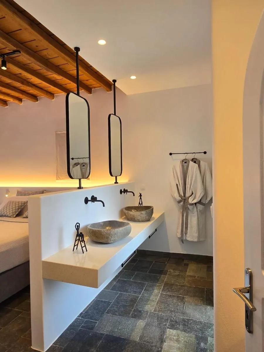 Image 3 of C Suites Mykonos