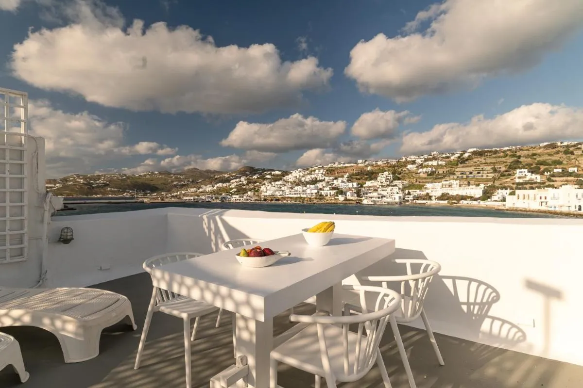 Image 2 of ELPIS MYKONOS APARTMENTS – Mykonos Town Delos Port
