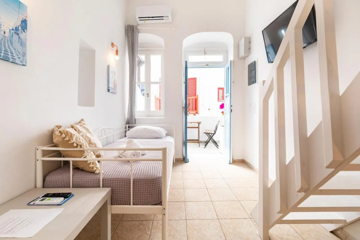 Image 4 of Elenitas Studio in Mykonos Town