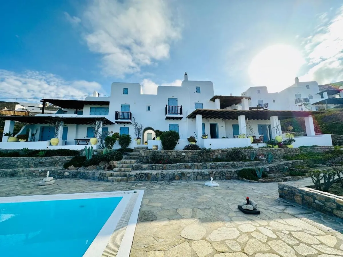 Image 2 of Helios Max Villa