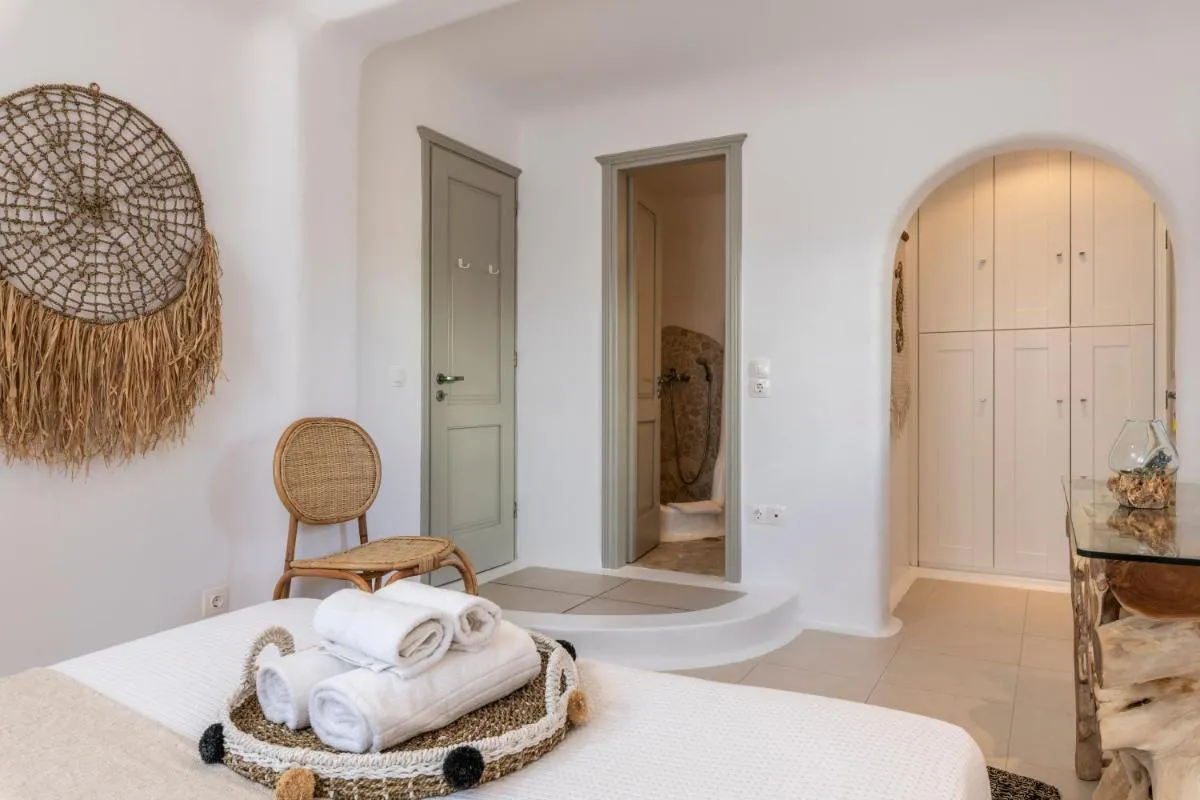 Image 2 of Leno Villas Mykonos