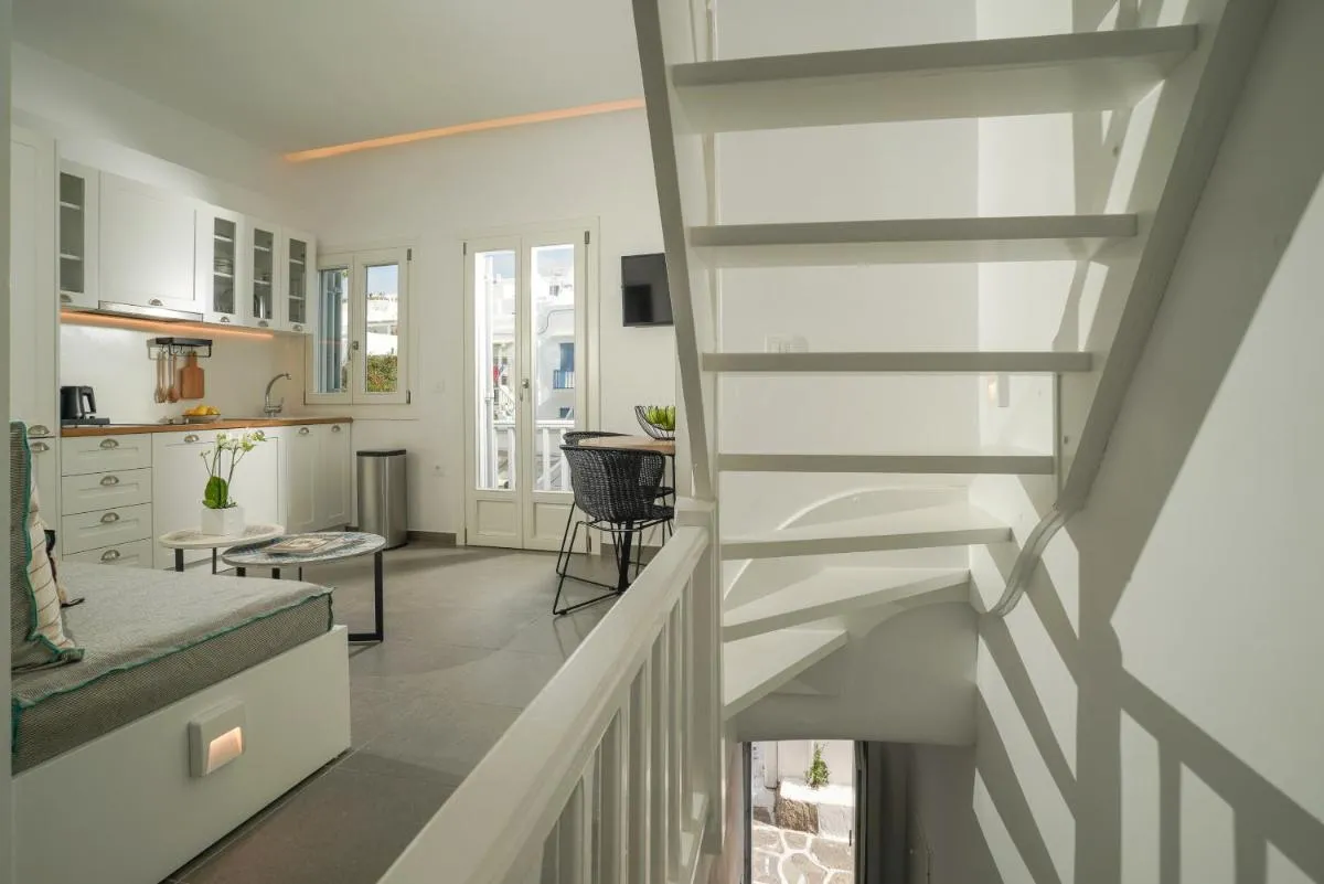Image 6 of Mykonos 22