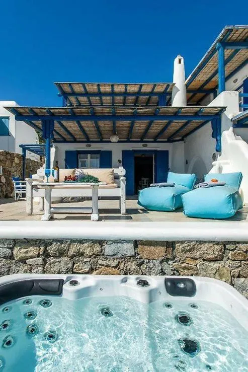 Image 4 of Mykonos Coastal Retreat – Giovanna’s Beachfront Escape with Jacuzzi