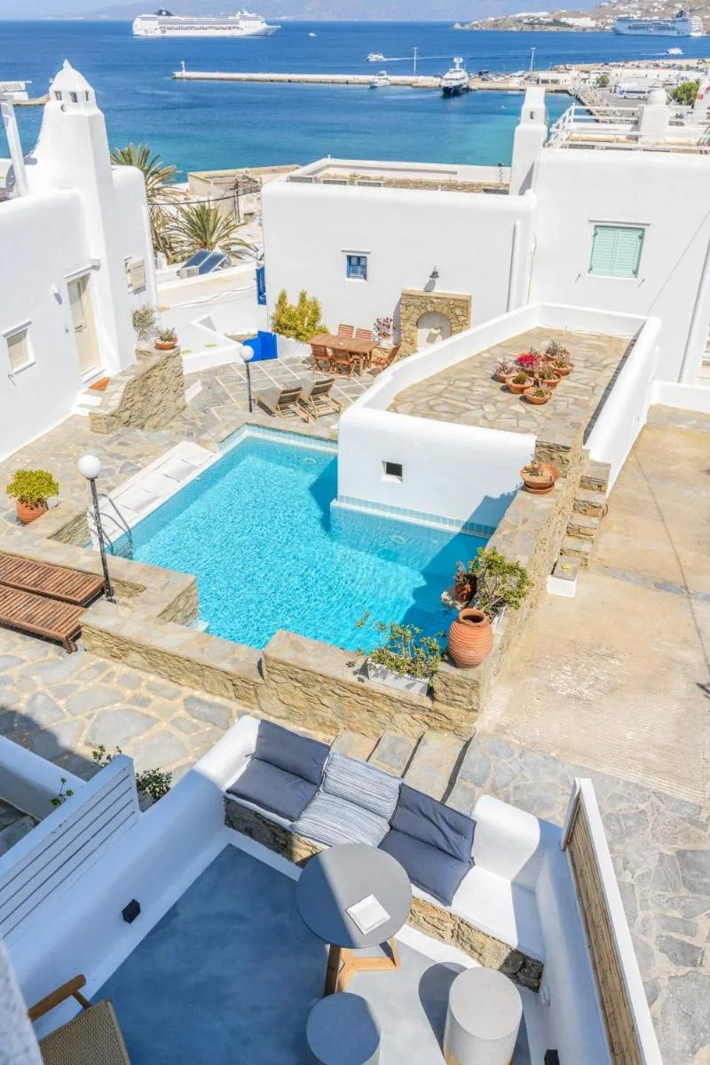 Image 3 of Mykonos Perla Town House