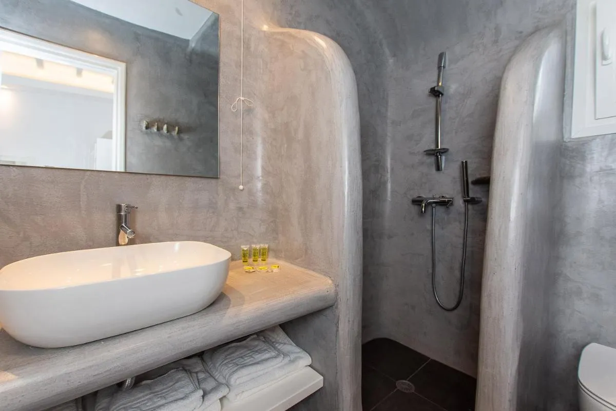 Image 2 of Mykonos Vouniotis Rooms