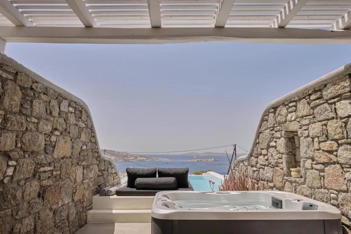 Image 2 of Olvos Luxury Suites Mykonos
