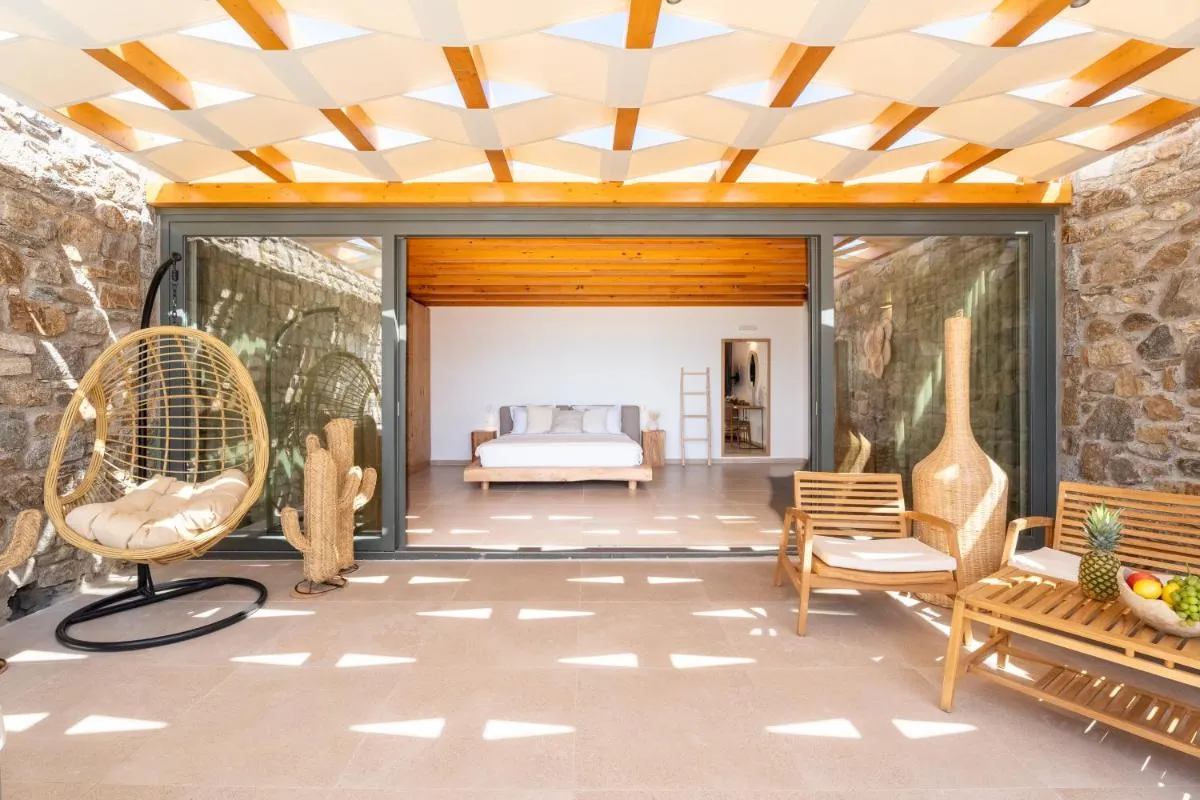 Image 6 of Regency Sunset Suites