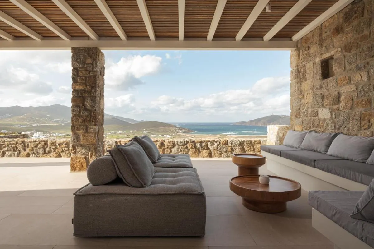 Image 2 of Retreat Hill Luxury Villas Mykonos