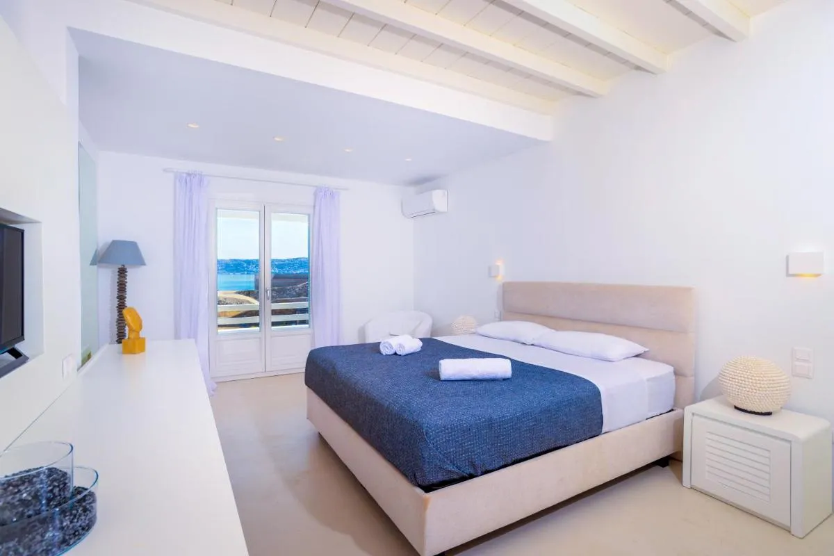Image 6 of VILLA MAJESTIC CIEL Private beach