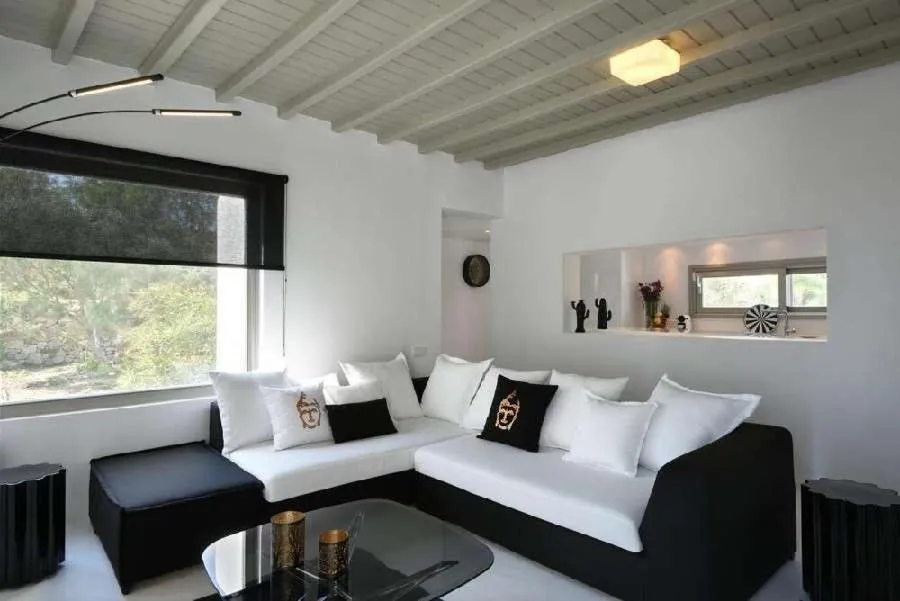 Image 6 of Villa Dafni 4Bed with Pool in Kalafatis Spilia