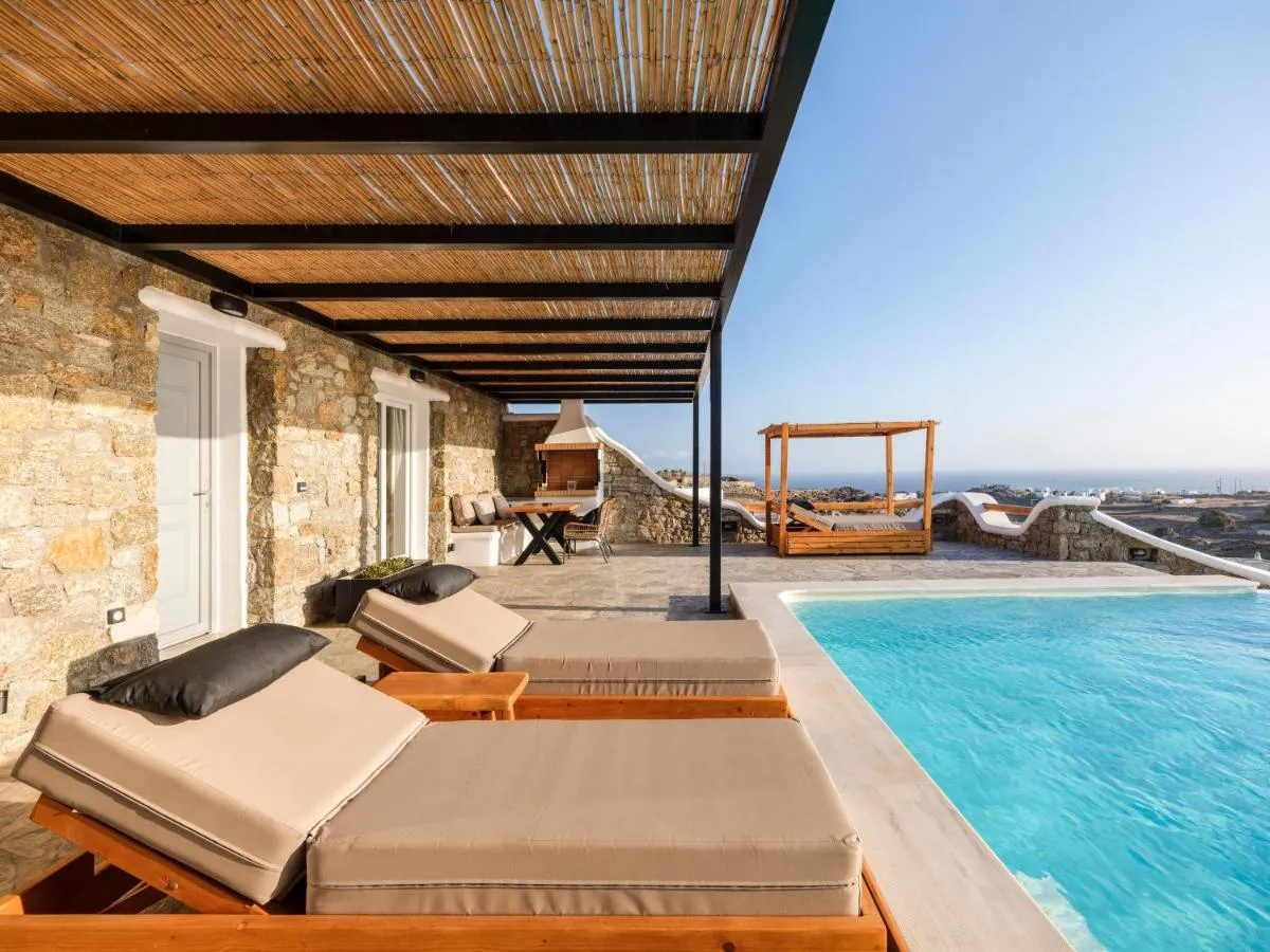 Image 2 of Villa Evi & Suites