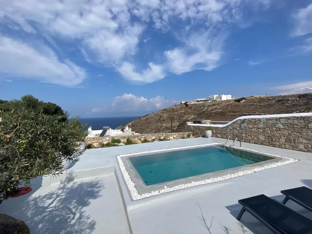 Image 2 of Villa Petrinaki