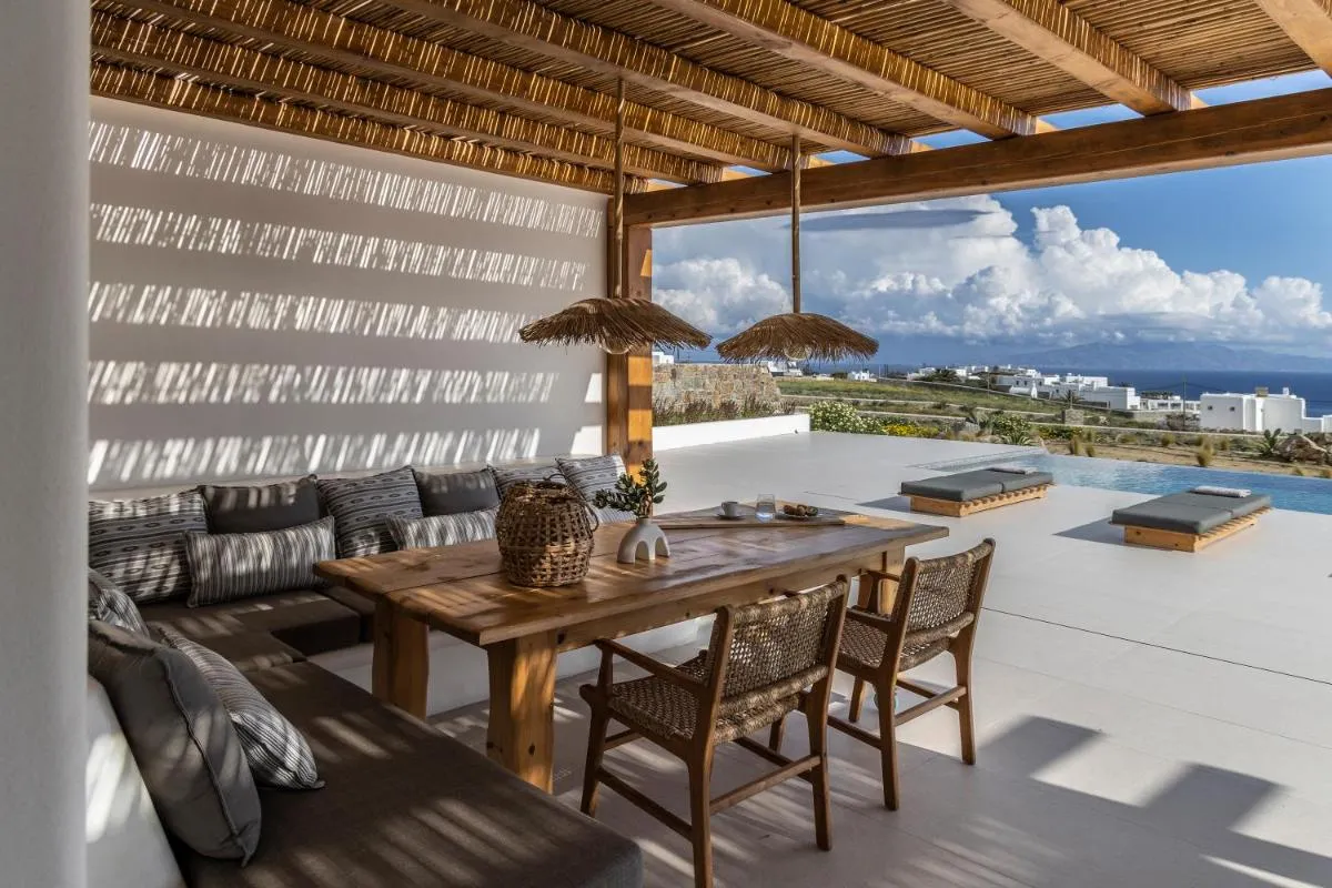 Image 4 of Villa Stephanie with heated pool, by Red Windmill Villas