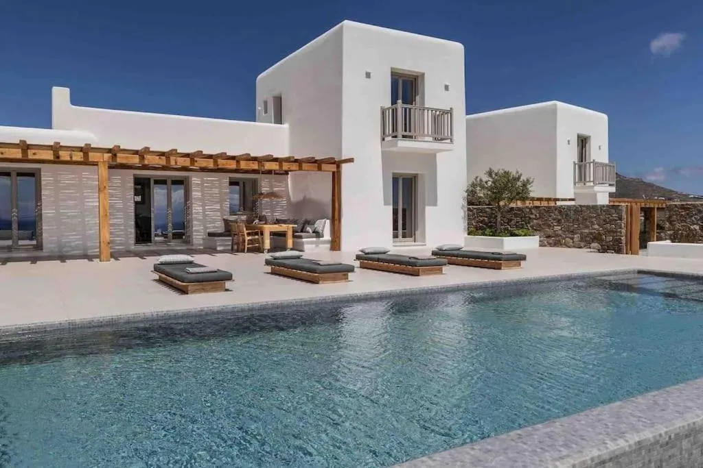 Image 2 of Villa Stephanie with heated pool, by Red Windmill Villas
