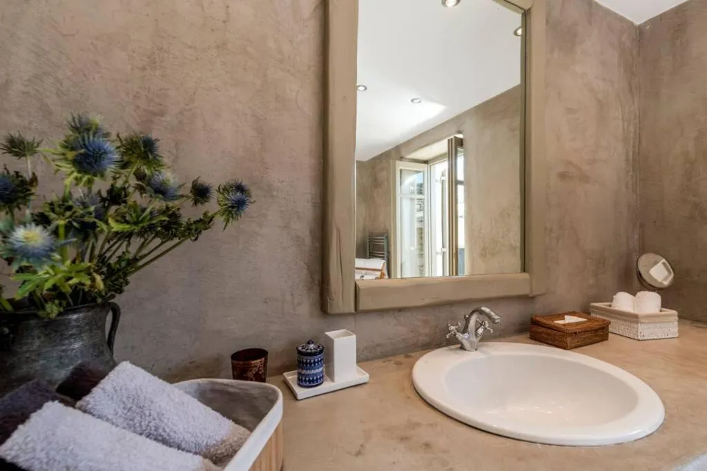 Image 2 of Villa Thalia – 4 BDRM – Mykonos Town in 200m – MG Villas